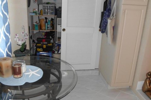 Condo in Boynton Beach, Florida, 2 bedrooms  № 2263788 - photo 13