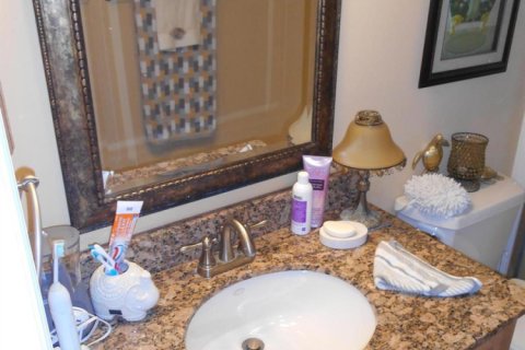 Condo in Boynton Beach, Florida, 2 bedrooms  № 2263788 - photo 23