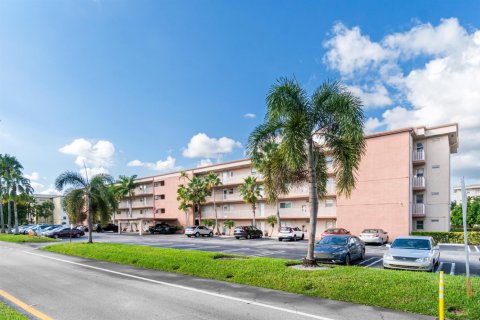 Condo in Boynton Beach, Florida, 2 bedrooms  № 2263788 - photo 29