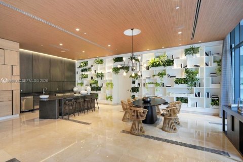 Condo in Miami, Florida, 1 bedroom  № 2060960 - photo 18