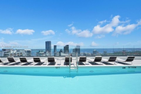 Condo in Miami, Florida, 1 bedroom  № 2060960 - photo 20