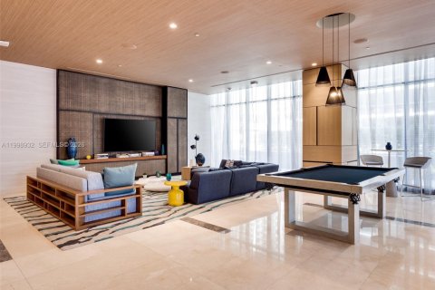 Condo in Miami, Florida, 1 bedroom  № 2060960 - photo 14