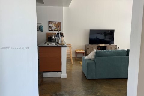 Condominio en alquiler en Miami, Florida, 2 dormitorios, 190.26 m2 № 1802504 - foto 15