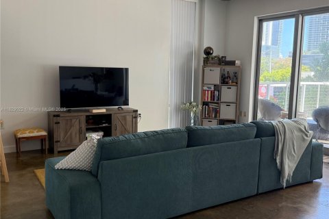 Condominio en alquiler en Miami, Florida, 2 dormitorios, 190.26 m2 № 1802504 - foto 14