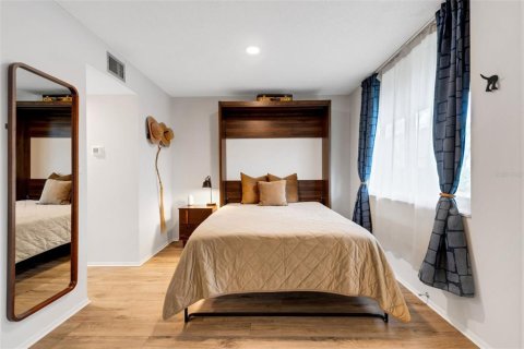 Condominio en venta en Saint Petersburg, Florida, 1 dormitorio, 86.4 m2 № 1876597 - foto 15