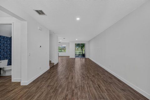 Villa ou maison à vendre à Pompano Beach, Floride: 3 chambres, 134.34 m2 № 2365166 - photo 4