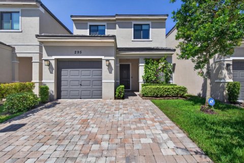 Villa ou maison à Pompano Beach, Floride 3 chambres, 134.34 m2 № 2365166