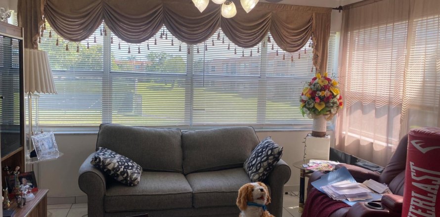Condo in Sunrise, Florida, 1 bedroom № 2175683