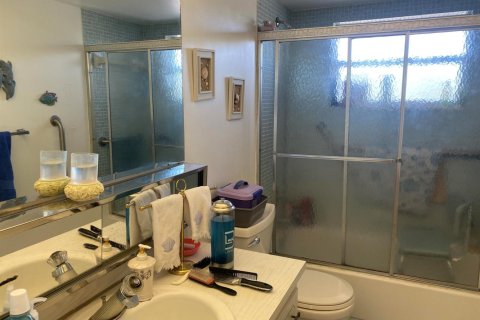 Condo in Sunrise, Florida, 1 bedroom № 2175683 - photo 6