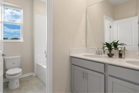 House in Kissimmee, Florida 4 bedrooms, 189.89 sq.m. № 2122832 - photo 19