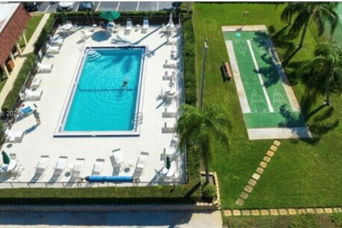 Copropriété à louer à Jupiter, Floride: 3 chambres, 122.17 m2 № 1816502 - photo 19