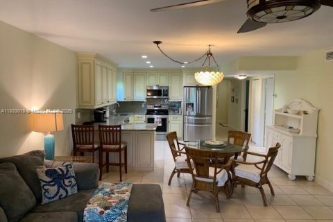 Copropriété à louer à Jupiter, Floride: 3 chambres, 122.17 m2 № 1816502 - photo 6