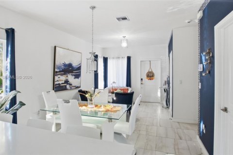 Купить таунхаус в Хомстед, Флорида 3 спальни, 156.08м2, № 2422850 - фото 7