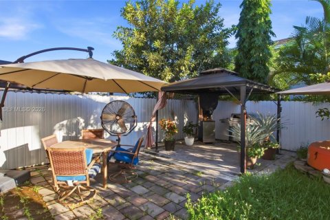 Купить таунхаус в Хомстед, Флорида 3 спальни, 156.08м2, № 2422850 - фото 26