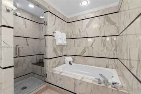 Купить кондоминиум в Майами-Бич, Флорида 76.55м2, № 1669371 - фото 18
