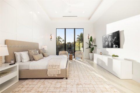 Купить виллу или дом в Палм-Бич-Гарденс, Флорида 3 комнаты, 466.37м2, № 2052664 - фото 7