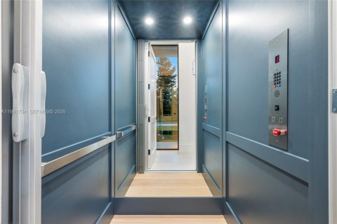 Купить виллу или дом в Палм-Бич-Гарденс, Флорида 3 комнаты, 466.37м2, № 2052664 - фото 17