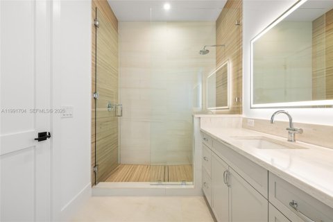 Купить виллу или дом в Палм-Бич-Гарденс, Флорида 3 комнаты, 466.37м2, № 2052664 - фото 28