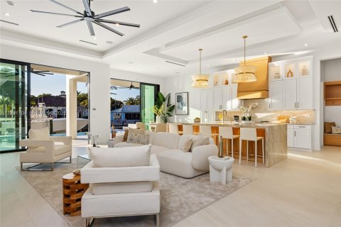 Купить виллу или дом в Палм-Бич-Гарденс, Флорида 3 комнаты, 466.37м2, № 2052664 - фото 13