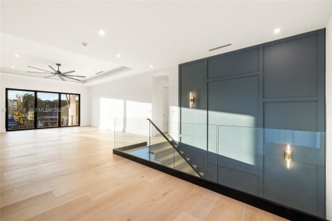 Купить виллу или дом в Палм-Бич-Гарденс, Флорида 3 комнаты, 466.37м2, № 2052664 - фото 18