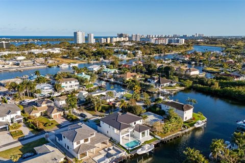 Купить виллу или дом в Палм-Бич-Гарденс, Флорида 3 комнаты, 466.37м2, № 2052664 - фото 4