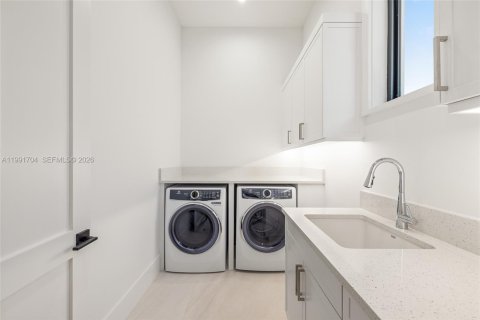 Купить виллу или дом в Палм-Бич-Гарденс, Флорида 3 комнаты, 466.37м2, № 2052664 - фото 29