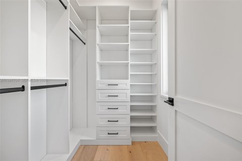 Купить виллу или дом в Палм-Бич-Гарденс, Флорида 3 комнаты, 466.37м2, № 2052664 - фото 26