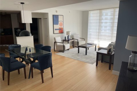 Condo in Miami, Florida, 1 bedroom № 2035284 - photo 9