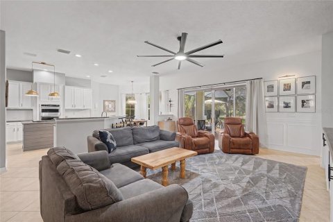 Casa en venta en Lutz, Florida, 4 dormitorios, 324.6 m2 № 2324564 - foto 15