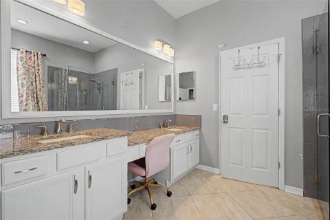 Casa en venta en Lutz, Florida, 4 dormitorios, 324.6 m2 № 2324564 - foto 20