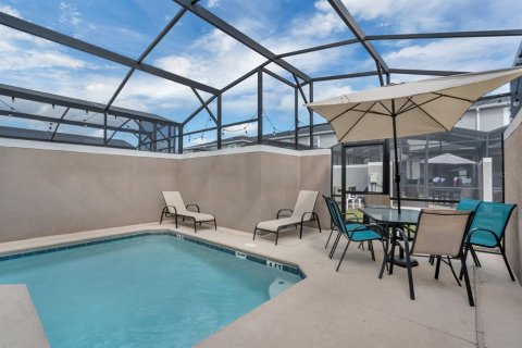 Touwnhouse à vendre à Kissimmee, Floride: 4 chambres, 177.81 m2 № 2347327 - photo 4