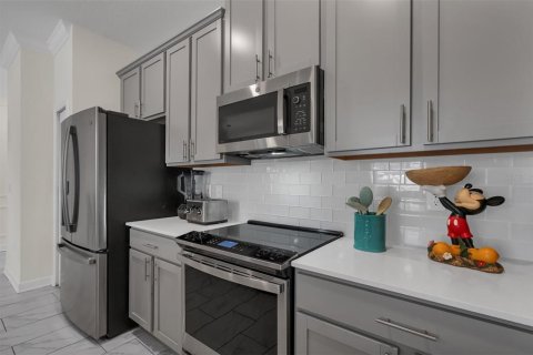 Touwnhouse à vendre à Kissimmee, Floride: 4 chambres, 177.81 m2 № 2347327 - photo 14