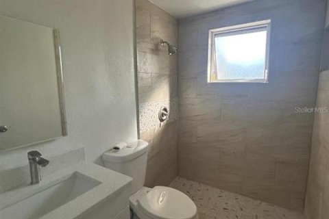 Villa ou maison à vendre à Sarasota, Floride: 2 chambres, 70.61 m2 № 1778322 - photo 8