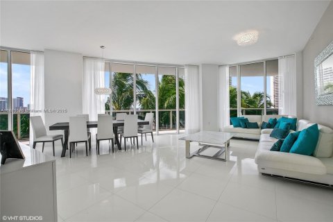 Condo in Aventura, Florida, 3 bedrooms  № 1818536 - photo 3