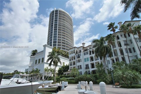 Condo in Aventura, Florida, 3 bedrooms  № 1818536 - photo 21