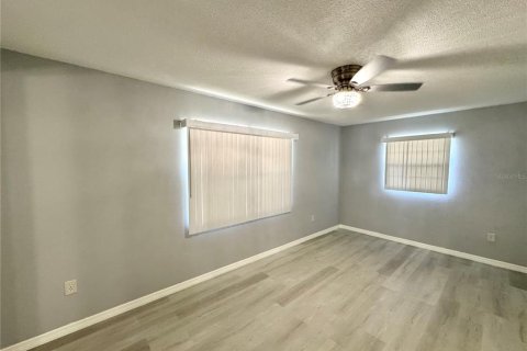 Villa ou maison à vendre à Orlando, Floride: 5 chambres, 191.75 m2 № 2149146 - photo 18