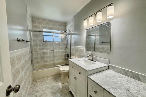Villa ou maison à vendre à Orlando, Floride: 5 chambres, 191.75 m2 № 2149146 - photo 19