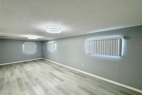 Villa ou maison à vendre à Orlando, Floride: 5 chambres, 191.75 m2 № 2149146 - photo 25