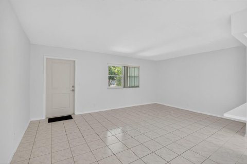 Copropriété à vendre à Delray Beach, Floride: 1 chambre, 66.89 m2 № 2078257 - photo 2