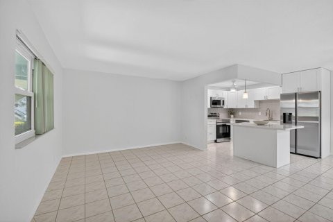 Copropriété à vendre à Delray Beach, Floride: 1 chambre, 66.89 m2 № 2078257 - photo 4
