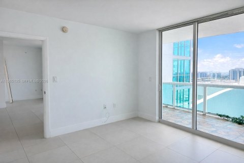 Condo in Miami, Florida, 1 bedroom  № 2026901 - photo 14