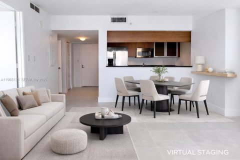 Condo in Miami, Florida, 1 bedroom  № 2026901 - photo 9