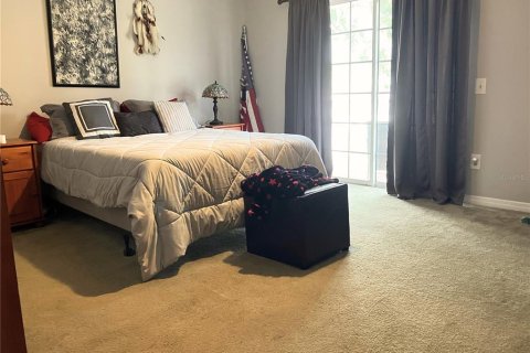 Condo in Lutz, Florida, 3 bedrooms № 2221372 - photo 14
