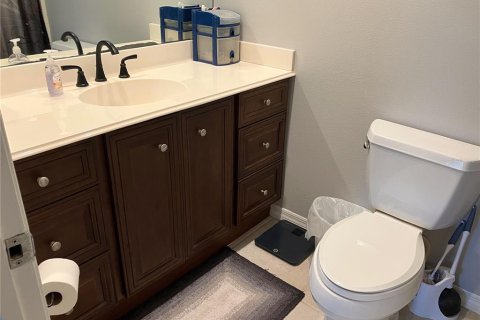 Condo in Lutz, Florida, 3 bedrooms № 2221372 - photo 19