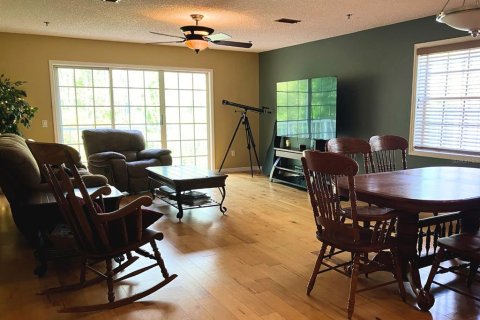 Condo in Lutz, Florida, 3 bedrooms № 2221372 - photo 25