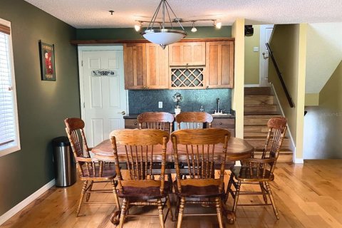 Condo in Lutz, Florida, 3 bedrooms № 2221372 - photo 21