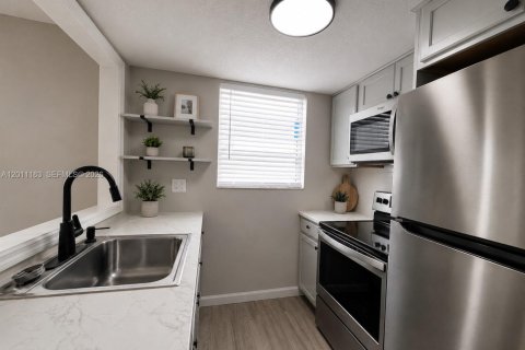 Immobilier commercial à vendre à South Daytona, Floride № 2171081 - photo 26