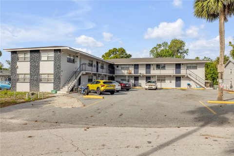Immobilier commercial à vendre à South Daytona, Floride № 2171081 - photo 2