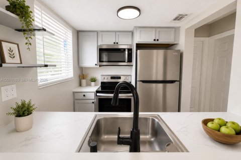 Immobilier commercial à vendre à South Daytona, Floride № 2171081 - photo 4