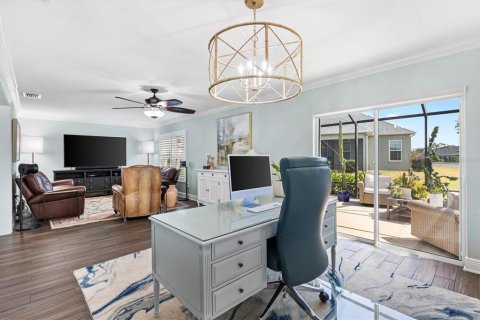 House in The Villages, Florida 3 bedrooms, 262.82 sq.m. № 2223392 - photo 21